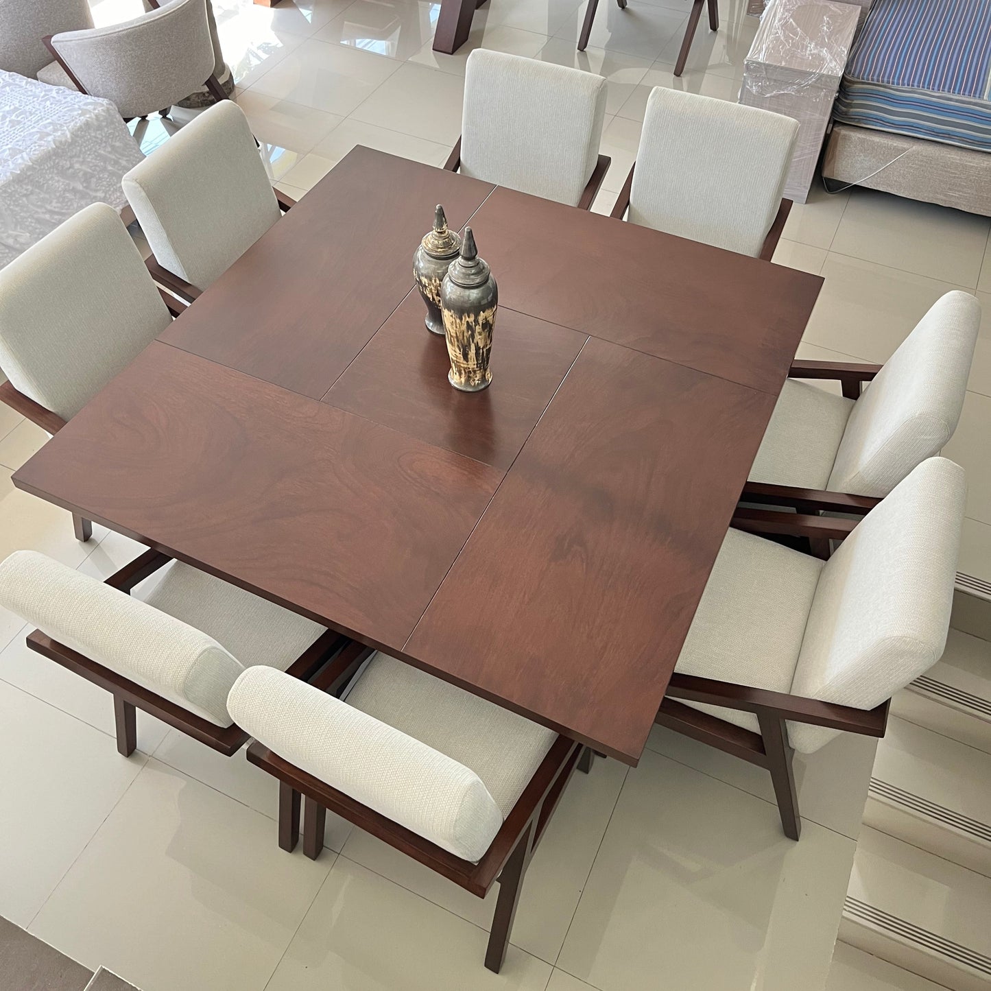 Comedor Milan Cuadrado
