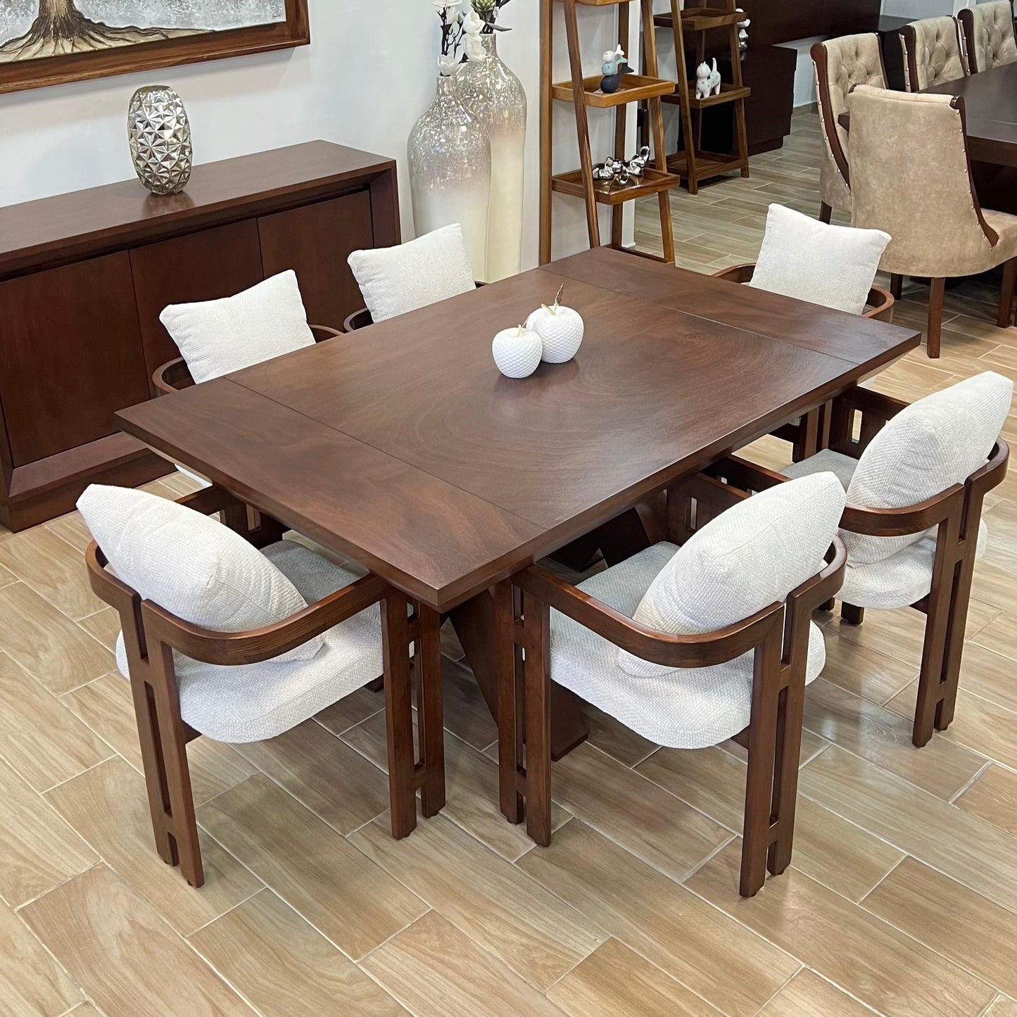 Comedor Dubai Okume