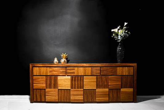 Buffet Alaska Parota