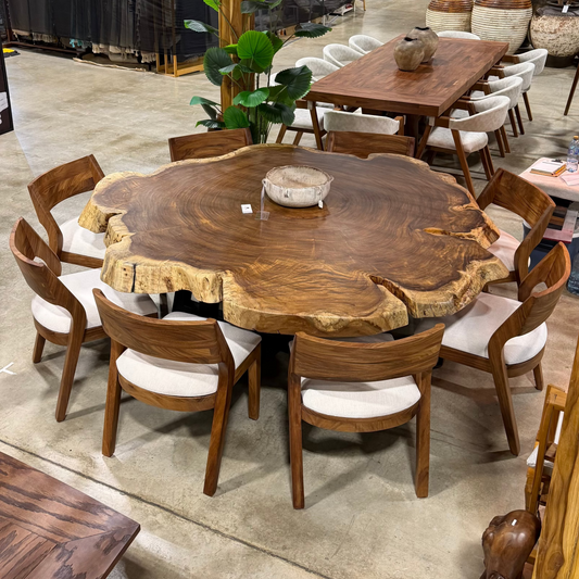 Comedor en Rodaja de Parota