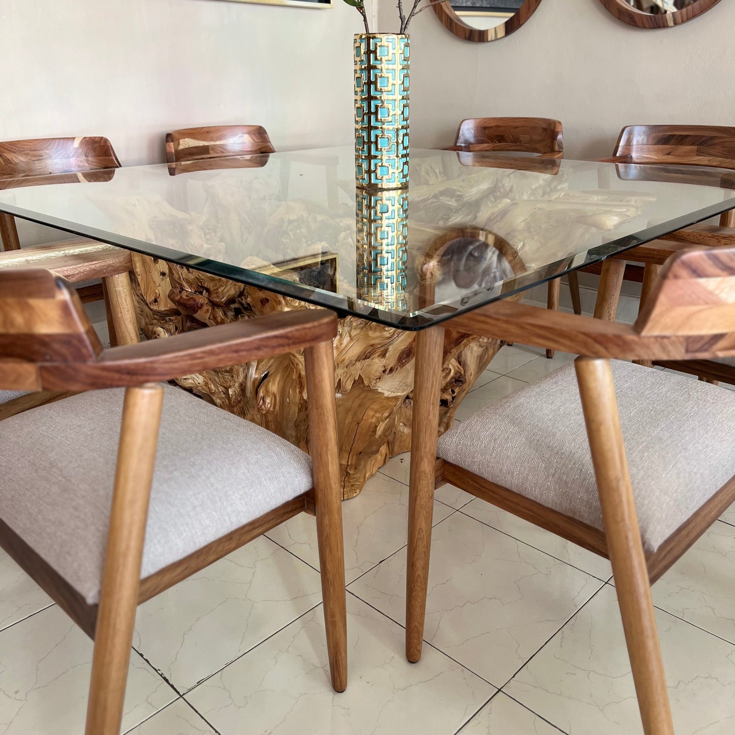 Comedor Raiz Cueramo