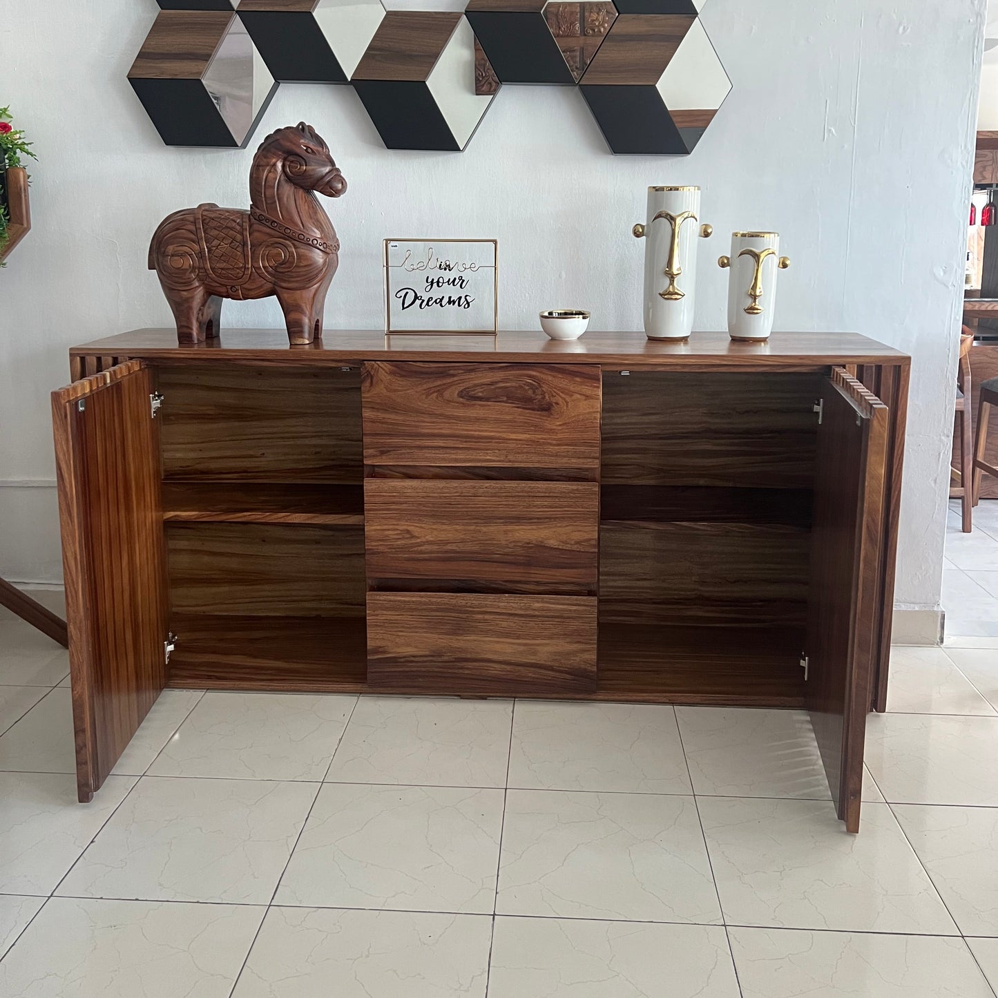 Buffet Lambrin